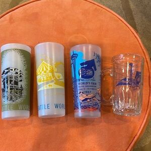 4 SEATTLE 1962 WORLD'S FAIR CENTURY 21 GLASSES vintage